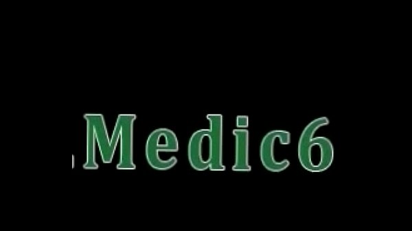 Piccolo cazzo di ragazzo gay adolescente Tuttavia, la bottiglia di grasso era nella sua