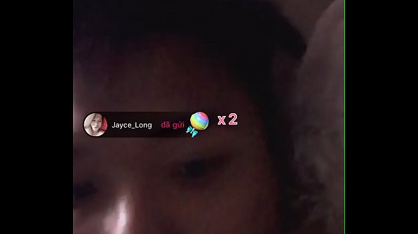 Hotboy Blued zeigt seinen privaten Live-Sex