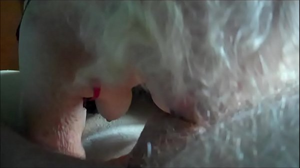 Nonna di 77 anni che lavora su un cazzo di 70 anni..