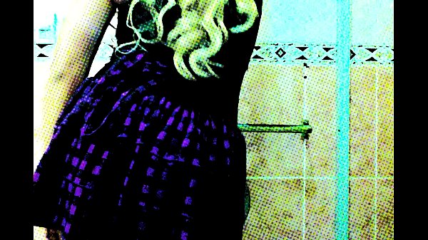 blonde little slut sends video to her boyfriend sucking a banana