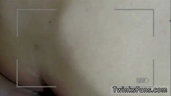 Movieture di sesso gay maschile nudo È arrivato per il suo primo trapano umido