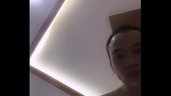 Ragazza arrapata invita il suo amante a venire nel suo motel (5)