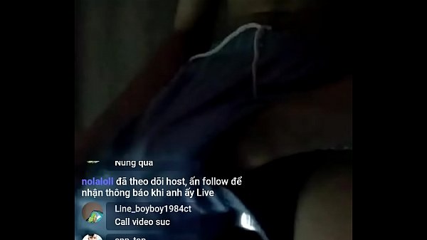 Nh&oacute_c mostra il suo grosso cazzo