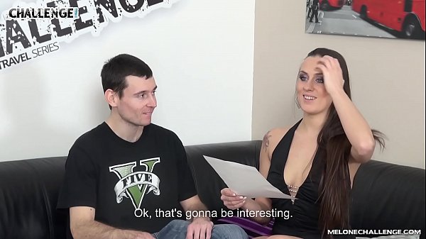 Mea Melone mangia il carico di panna di un ragazzo esperto