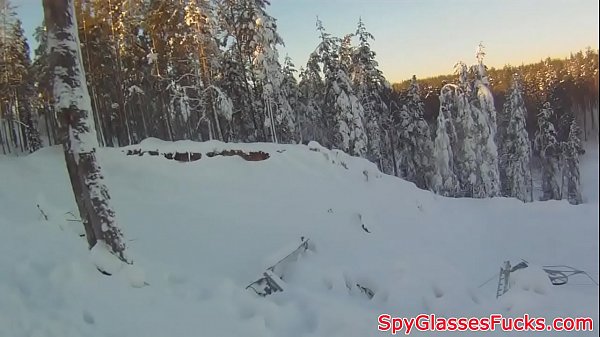 Europäische Schönheit POV vor versteckter Spycam gefickt