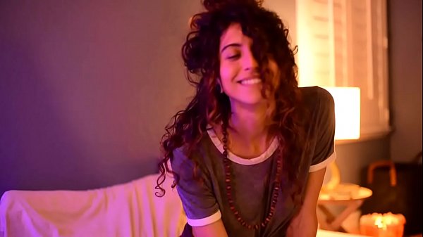 Sexy schönes Mädchen masturbiert vor der Webcam 597 | Vollversion - webcumgirls.com