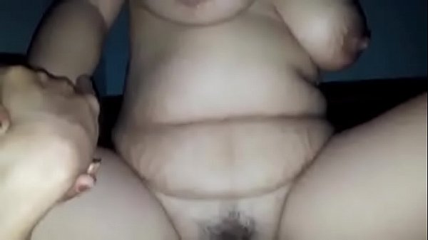 Scopando la figa di mia moglie