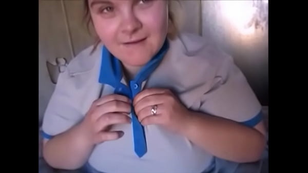 Real Food Lion Worker fickt Fremden nach der Arbeit mit tiefem Creampie und Orgasmus