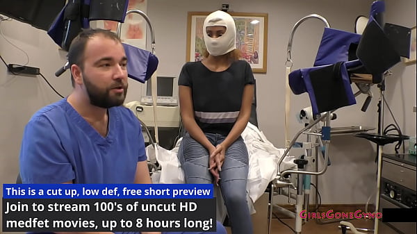 ¡Taylor Ortega obtiene un examen ginecológico obligatorio para nuevos estudiantes realizado por el Doctor Tampa! Examen físico de ingreso a la Universidad de Tampa en GirlsGoneGyno Reup