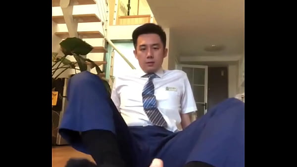 Gay Casting 379 - Ben Suitez - L'ufficiale diventa schiavo davanti alla telecamera dopo il lavoro [Loyalfans.com]