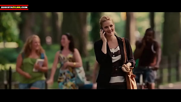 Ich steckte meinen Finger in Aicnatsidaromas Arsch