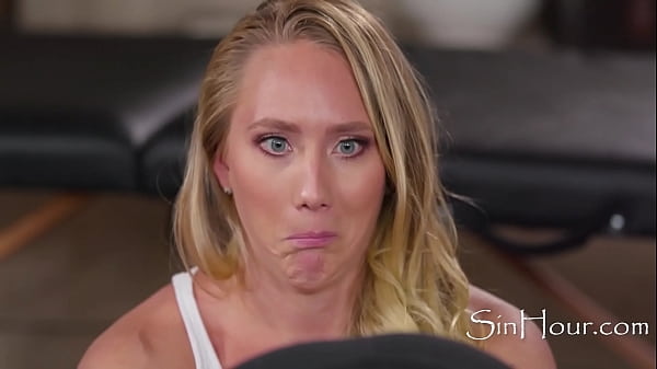 Linda Menina Adolescente tiras em lésbicas