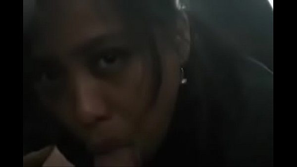 Recojo a mi amiga a la salida del instituto