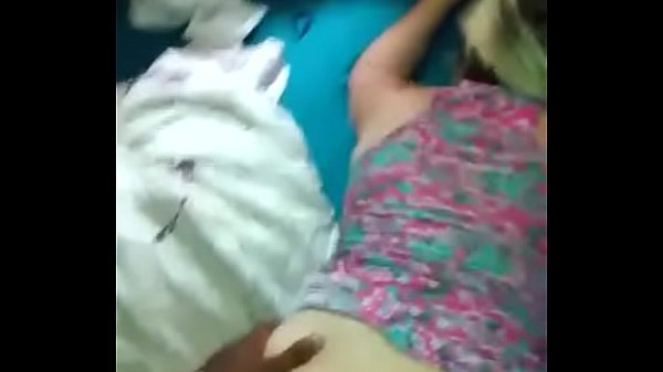 Belle ado s'amuse amateur