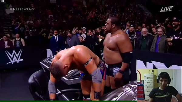 I SEE 2 MEN GIVING THEM HARD IN HOT (it's summer)