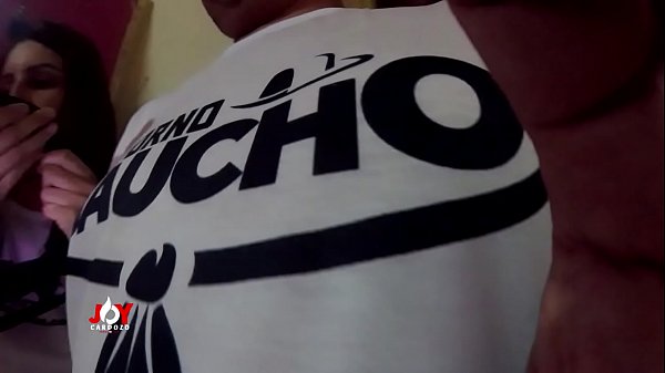 TUDO QUE ACONTECE POR TRAZ DAS CAMERAS - Dinnigata - Joy Cardozo - Pernocas