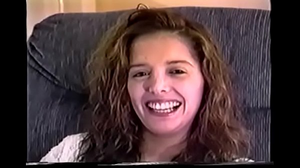 Junges Mädchen fickt alten Mann im Hotel