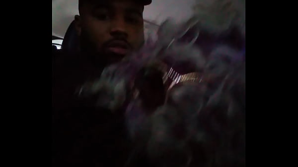 Co-worker eats dick for lunch