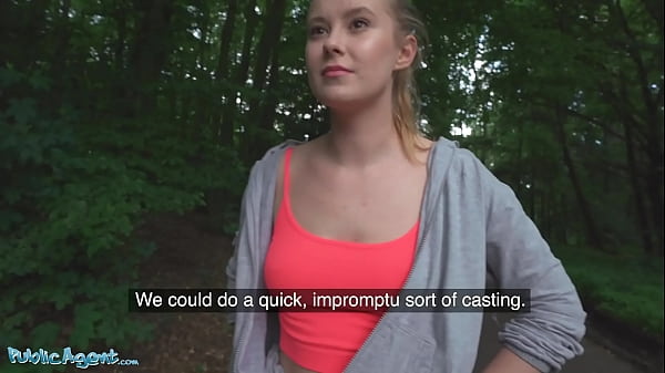 Éjaculation sexy pose ado