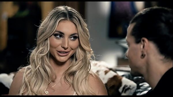 Ho scopato la fidanzata dal culo grosso e pazzesco di mia moglie, mentre lei era in un letto di convalescenza - Film completo su FreeTaboo.Net