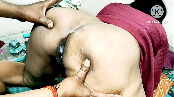 Indian Desi Mom fuking neighbor boy'_s fuking