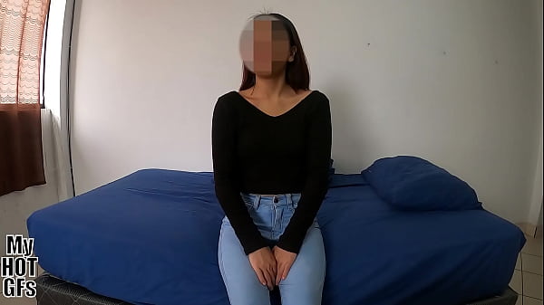 Bitte zeig mir, dass meine Vagina sehr feucht ist!