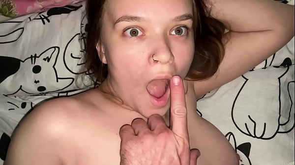Stepdad fucked stepdaughter'_s mouth quickly while her mother was in the next room