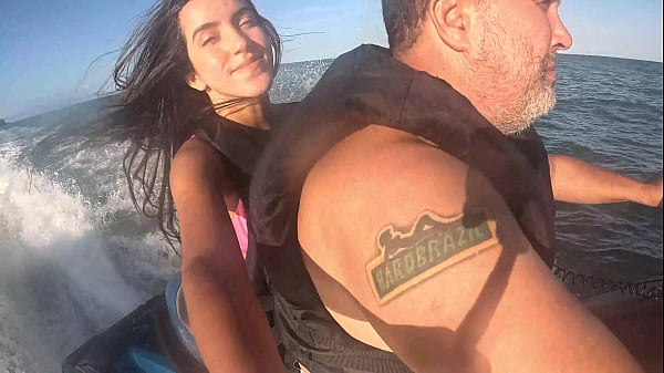 Crazy things on Jet Ski in the sea of ​​Guaruj&aacute_ - SP