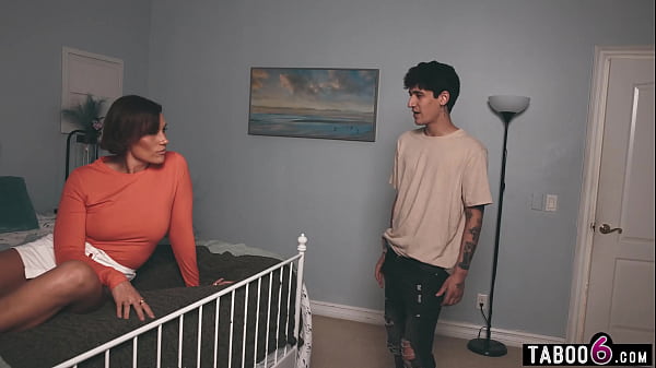 Middle Eastern stepmom MILF caught pussy squirting by her stepson