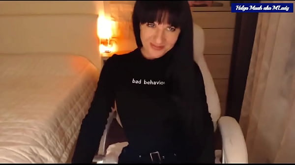 Helga Muah también conocida como M'_Lady Such Bad Behavior Butt Regularmente Dulces placeres de coño 18/01/2021