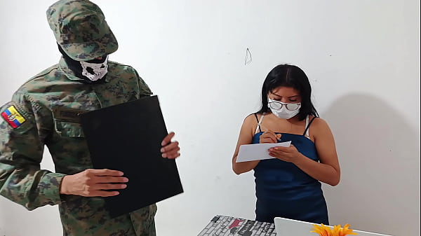 The soldier had sex with the Venezuelan saleswoman for the first time. She does this to get side benefits and enjoy sex at work.