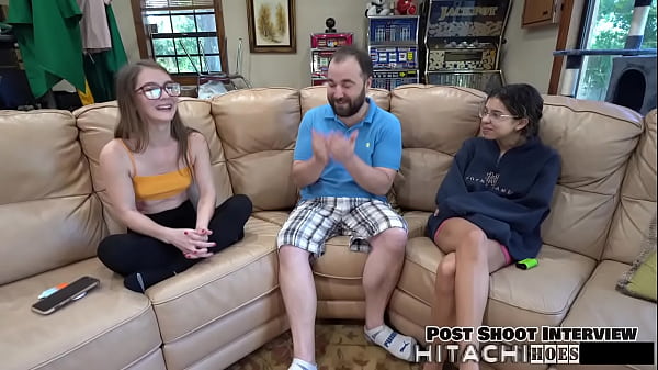 Stupenda e adorabile teenager prende in giro