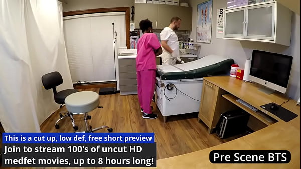 Guarda il video esotico di una teenager impertinente