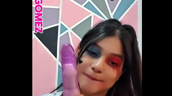 Actriz porn Yulieth G&oacute_mez se masturba con un fans
