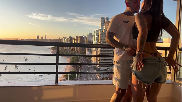 Fuder gostoso no p&ocirc_r do sol &eacute_ uma del&iacute_cia - COWGIRL