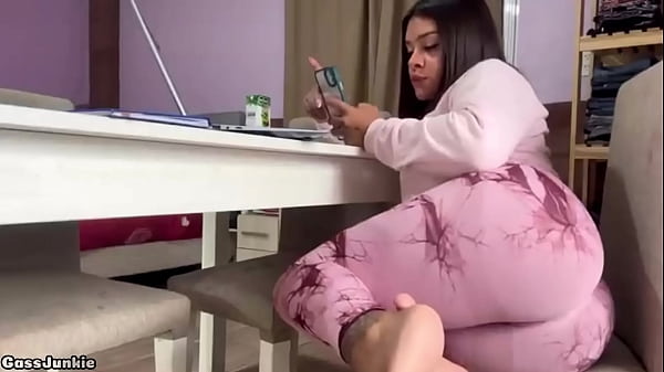 Mira (@fartscandyy) Fart Compilation