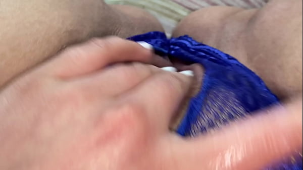 dia manose&aacute_ndome y meti&eacute_ndome dedo en mi co&ntilde_o gordo