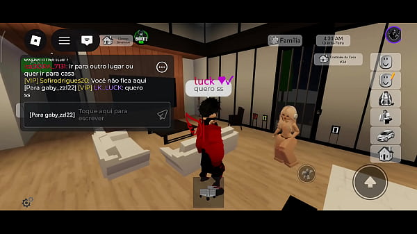 Comi minha amiga no Brookhaven