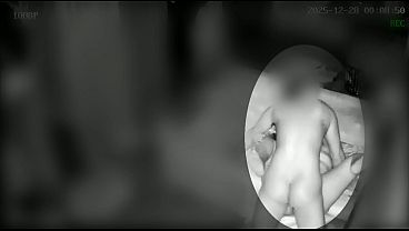 Hübsches Amateur-Teenie-Mädchen