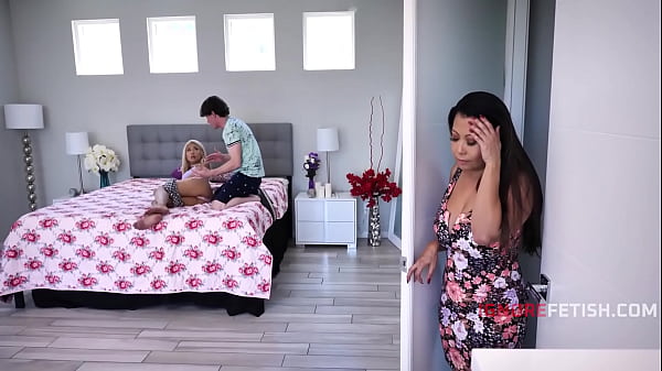 The Permission Slip Rip (Stepmom Tells Me I Should Freeuse Instead Of Asking Permission) | IgnoreFetish