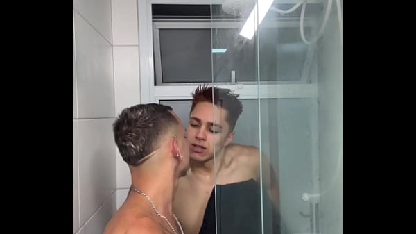 Young boy arrives from school and comes face to face with his gifted friend and can't resist and they fuck without a condom