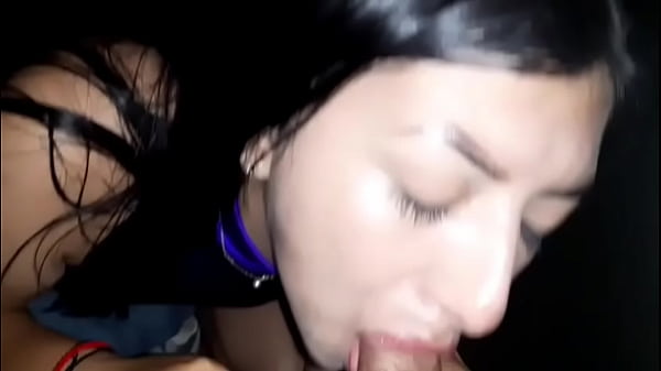 CUTE SKINNY WAS ALONE IN THE SUPERIOR I INVITED HER TO EAT SOMETHING AND THEN SHE SWALLOWED IT (sex in public)