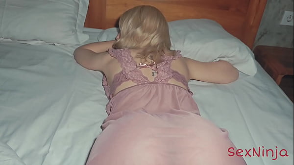 Ma belle-mère n'a pas protesté quand je suis allé dans sa chambre la nuit