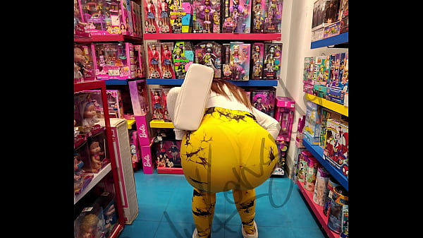 You can see my thong in my yellow leggings