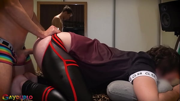 Scopata dal ragazzo di Grindr in Pride Boxers pt2