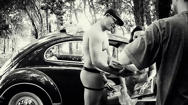 Früher Sex im Retro-Käfer