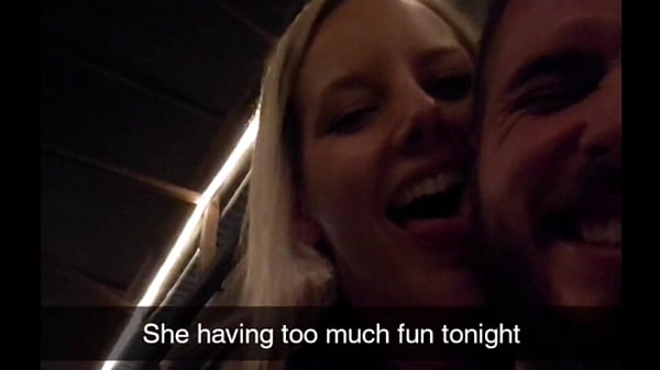 Exhibicionismo, Fiesta y Chupando Polla