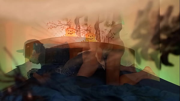 Halloween con Jon Arteen, ragazzo fantasma scopa femboy emo senza preservativo fino all'orgasmo gemendo