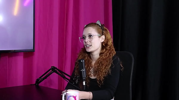 The stepfather discovered what she does when she was on xvideos, started doing face-to-face service and found a strange dick - Dracaryssg (SHEER/RED)