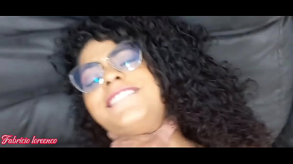 Estressado do trabalho perguntei ao m&eacute_dico o melhor rem&eacute_dio, ele disse ch&aacute_ de buceta ! / COMPLETO NO RED